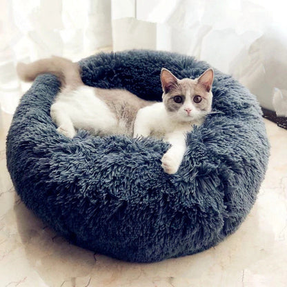 Calming donut cat bed Canada — plush raised-rim cuddler reducing anxiety for cats and small dogs